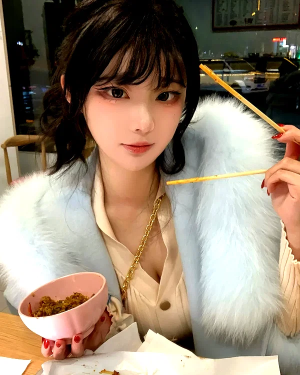 yingyinng_ instagram image archive image