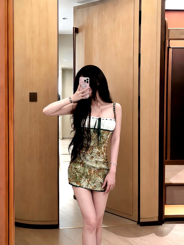 lyhythuedoxinh instagram image archive image