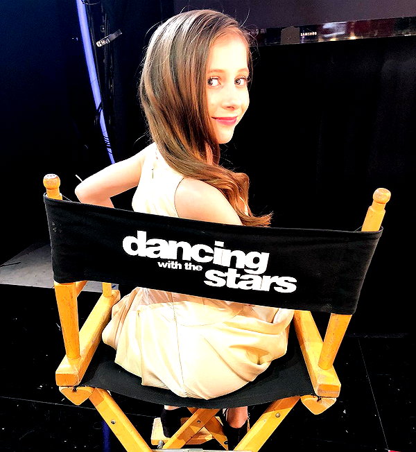 ellianawalmsley instagram image archive image