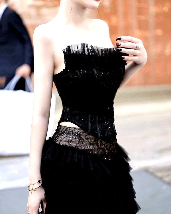 lyhythuedoxinh instagram image archive image
