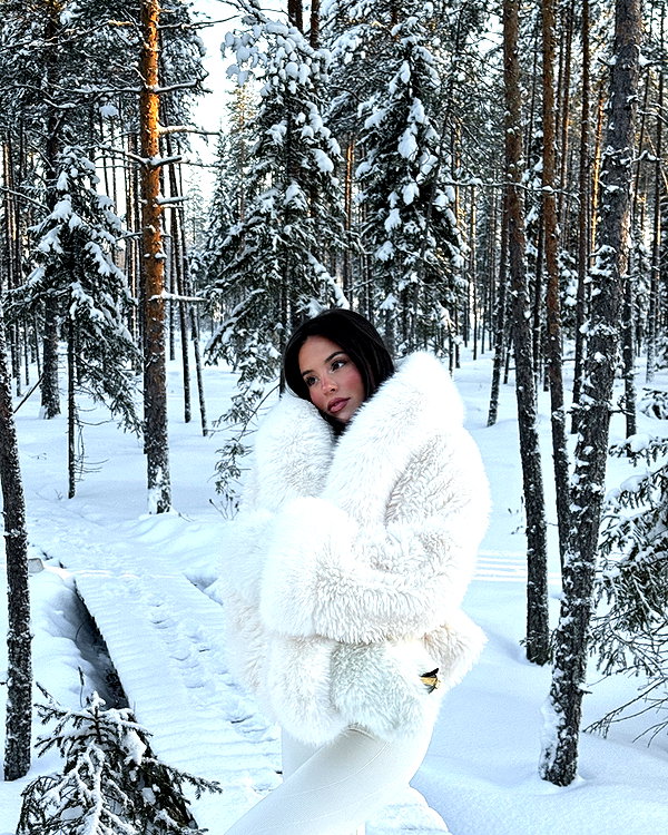 zoeliss instagram image archive image