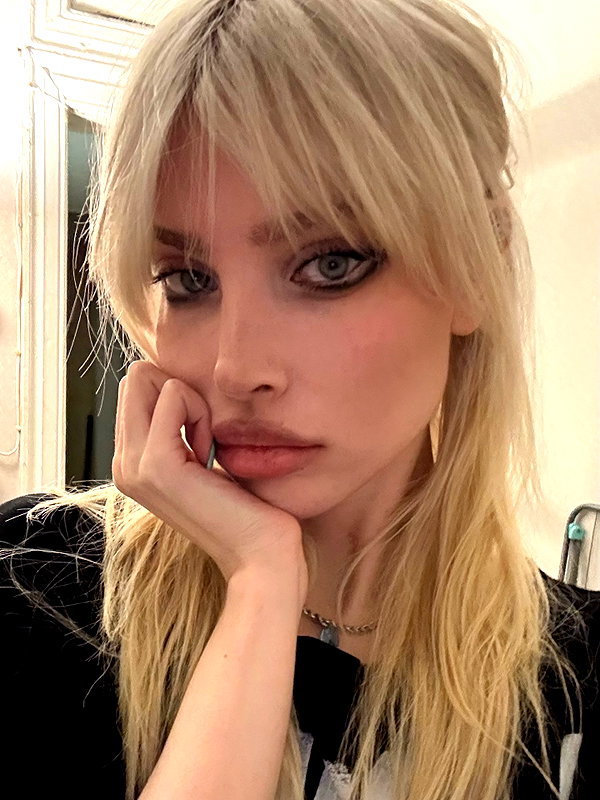 anya4everr instagram image archive image