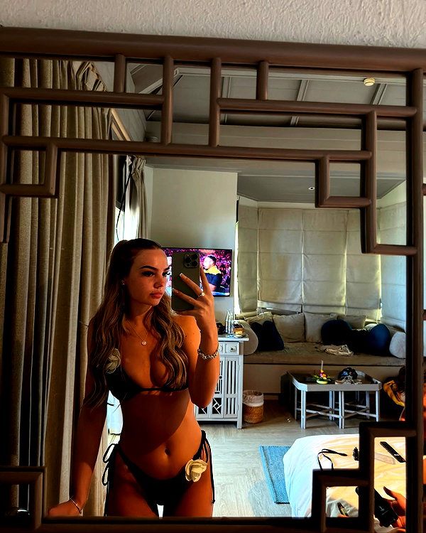 charosexox instagram image archive image