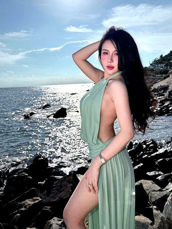 lyhythuedoxinh instagram image archive image