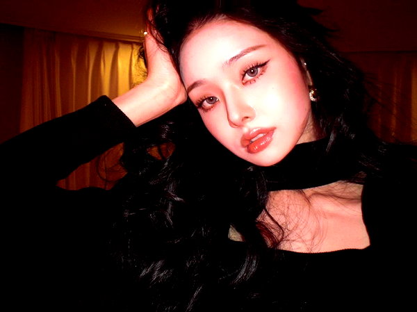 dear.zia instagram image archive image