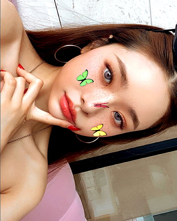 dear.zia instagram image archive image