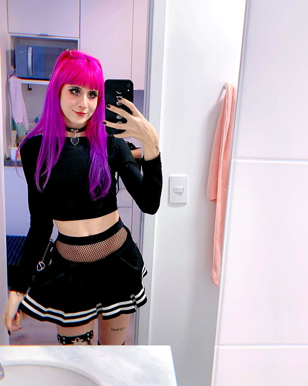 jadelaverne instagram image archive image
