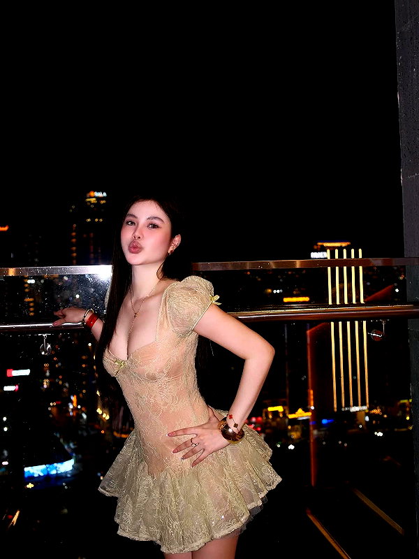lyhythuedoxinh instagram image archive image