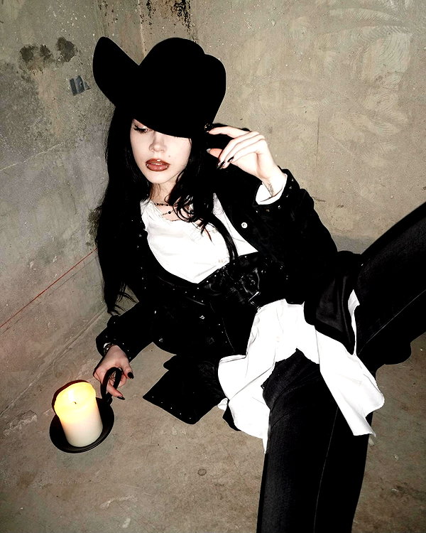 kaiamillerx instagram image archive image