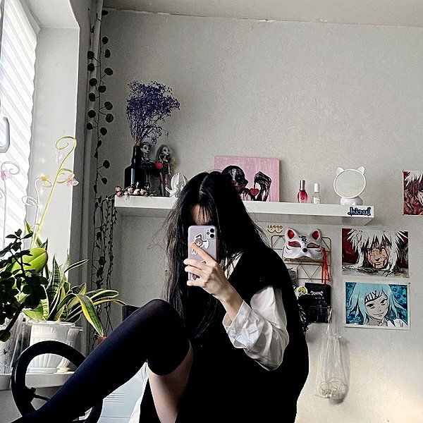 glowmoonshorty instagram image archive image