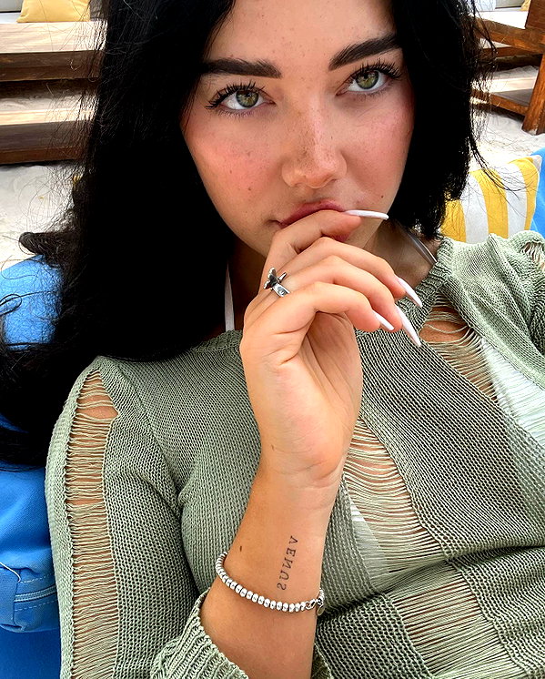 vanessa.rhd instagram image archive image