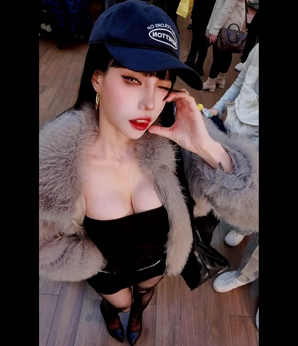 bora__look instagram image archive image