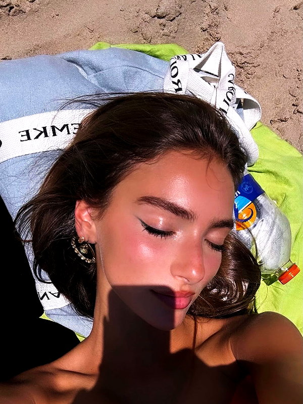 libby_reut instagram image archive image