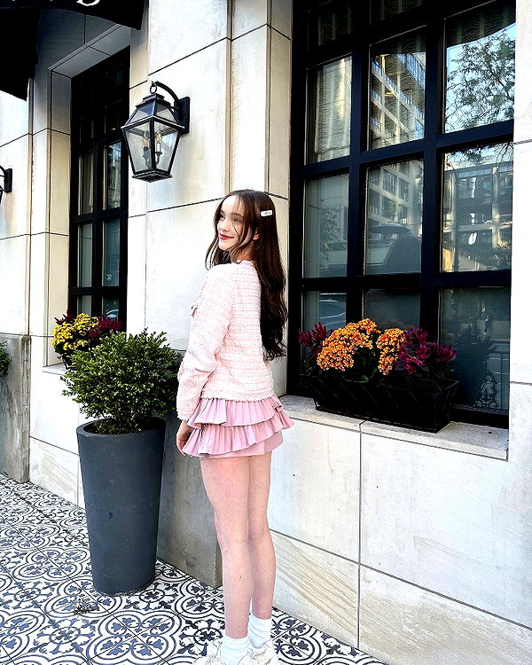 1uvgabi instagram image archive image
