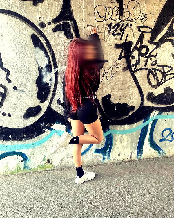 elviksi_07 instagram image archive image