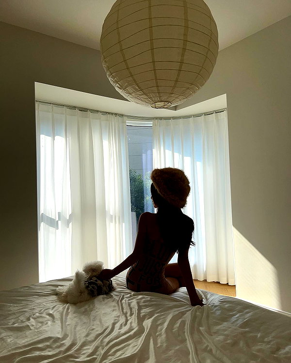 ll.lu1s instagram image archive image