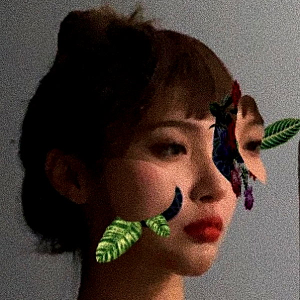 Archived image from @heroineseen on Instagram