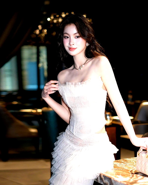 lyhythuedoxinh instagram image archive image