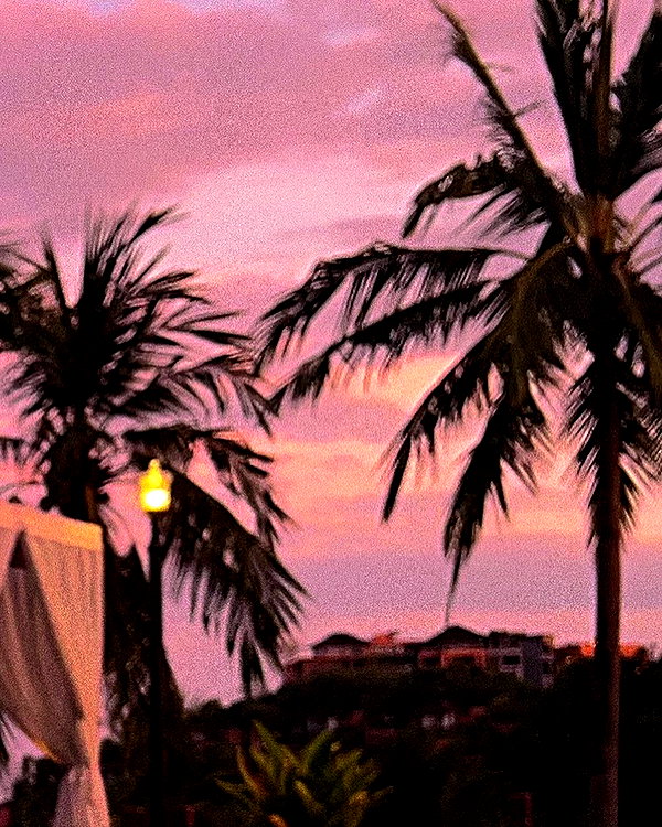 ll.lu1s instagram image archive image