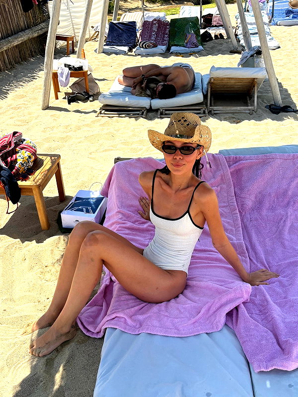 ninastodden instagram image archive image