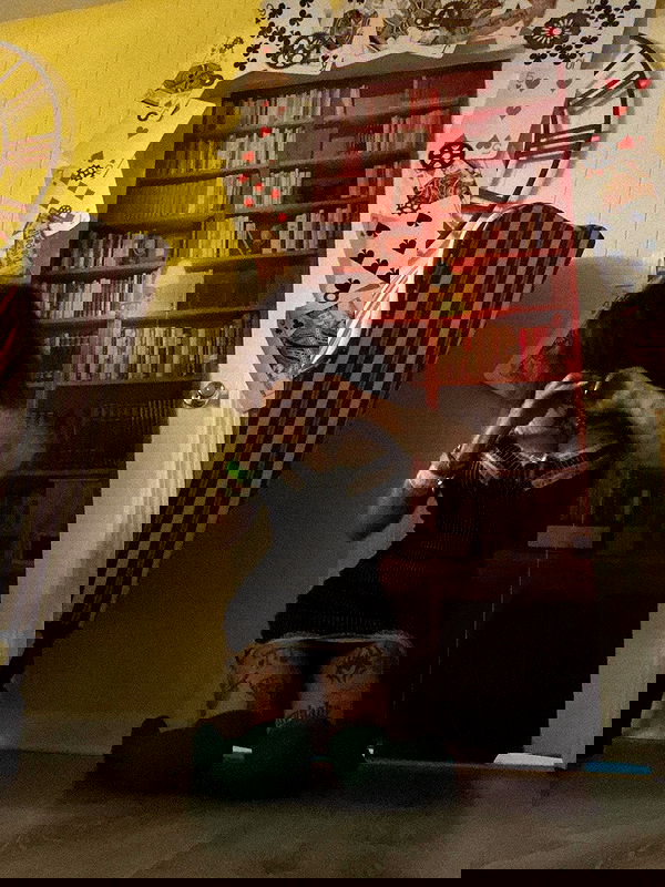 zommmbri zommmbri archive image