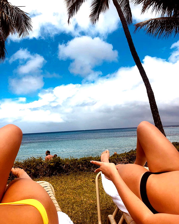 allie_dunn instagram image archive image