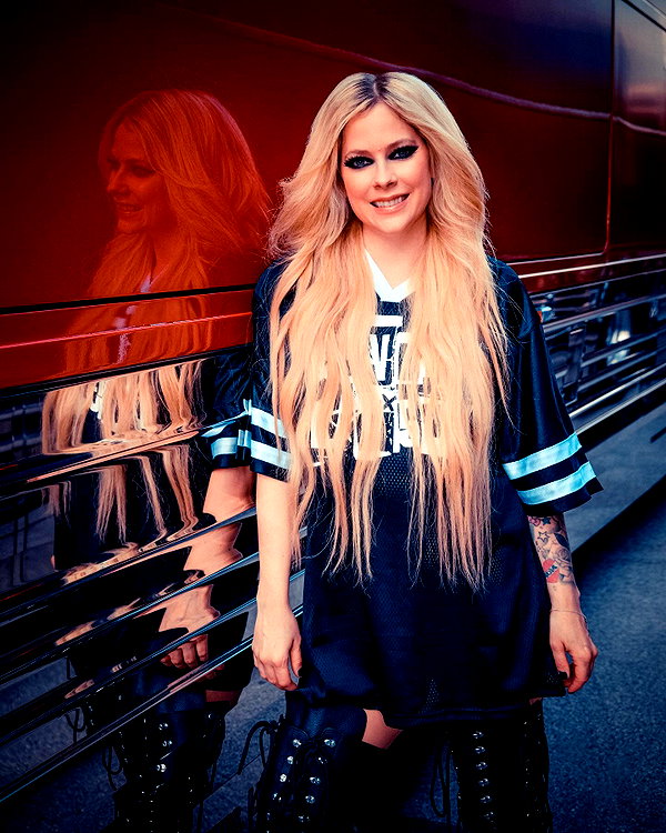 avrillavigne instagram image archive image