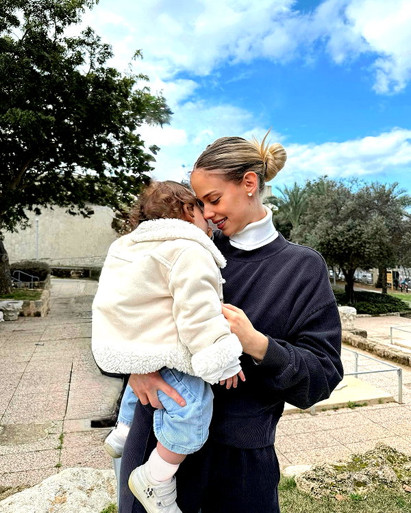 barzomer instagram image archive image