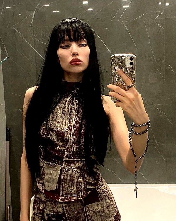 anya4everr instagram image archive image