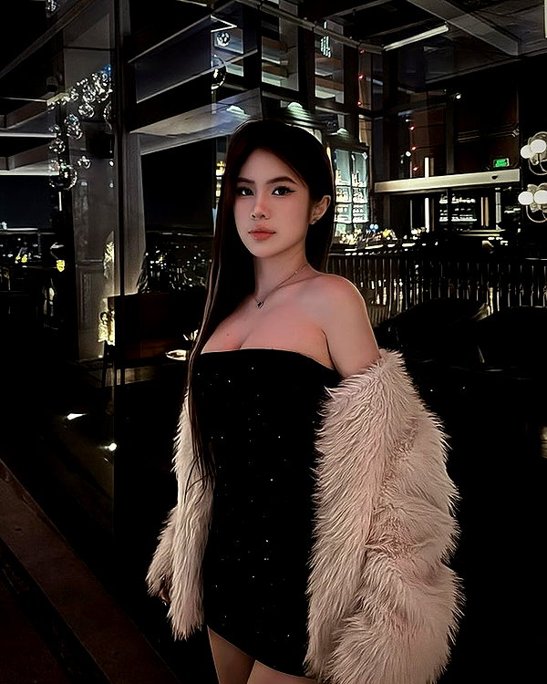 lyhythuedoxinh instagram image archive image