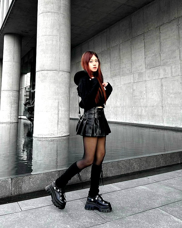 is2tian instagram image archive image