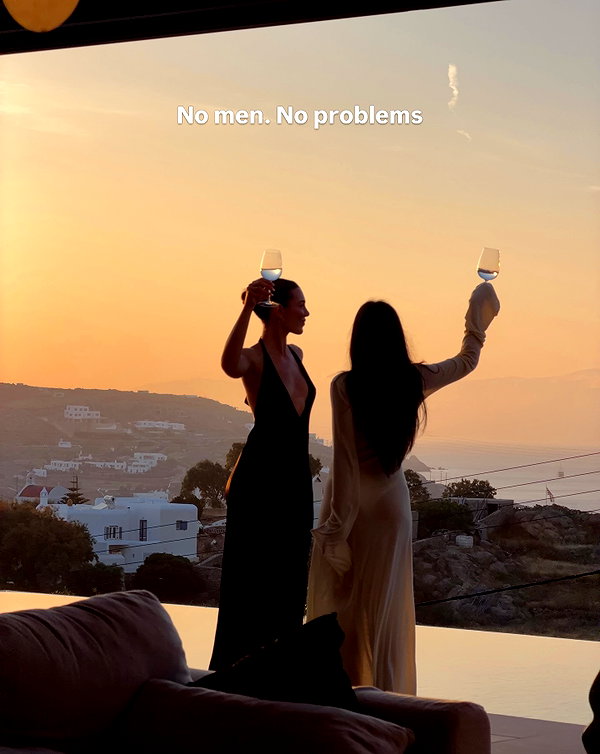 zoeliss instagram image archive image