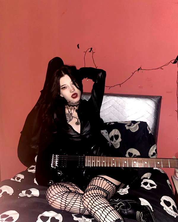 madamist_ instagram image archive image