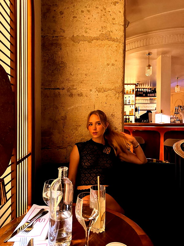 carolinezalog instagram image archive image