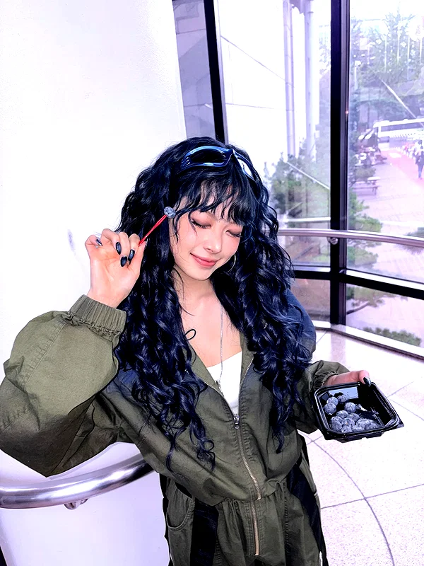 hhh.e_c.v instagram image archive image