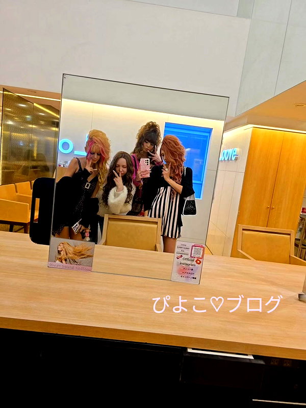 Archived image from @piyokoblog on Instagram