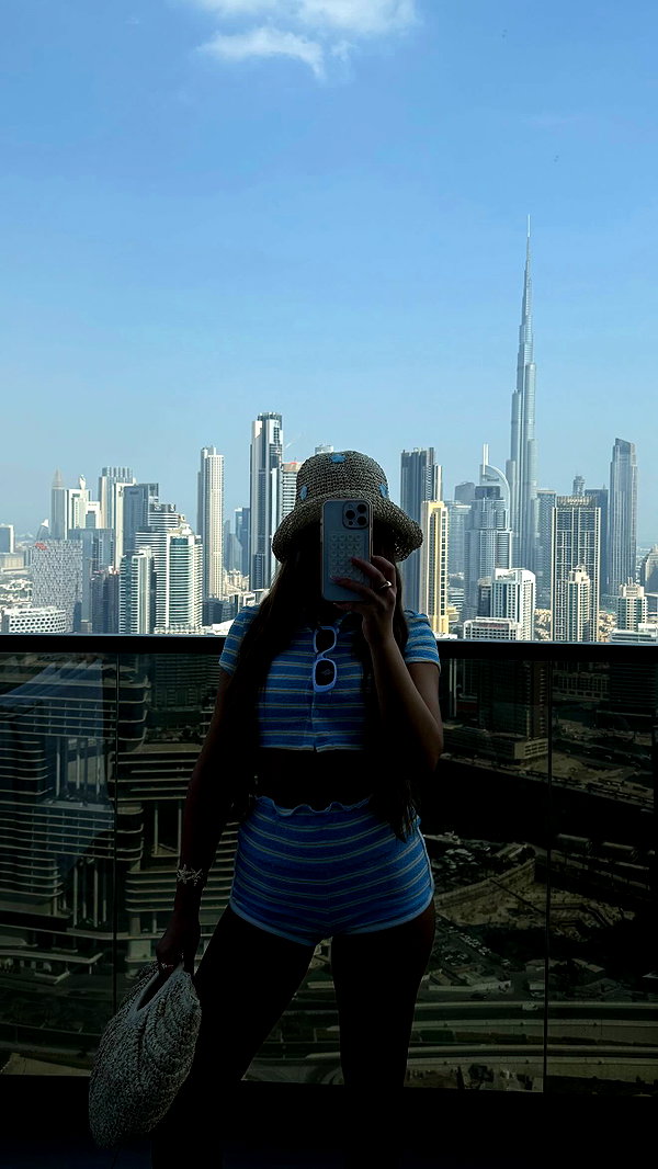 daniella_zeldis instagram image archive image