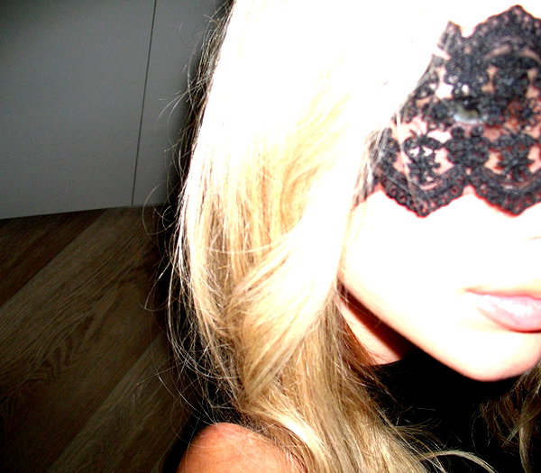 avestanova instagram image archive image