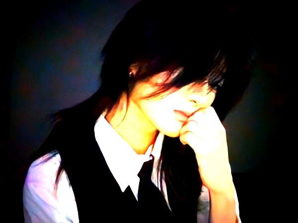 esnioughxx._y2 instagram image archive image