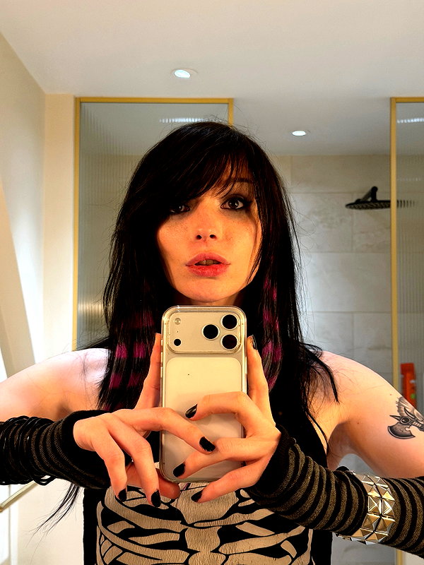 big_icky instagram image archive image