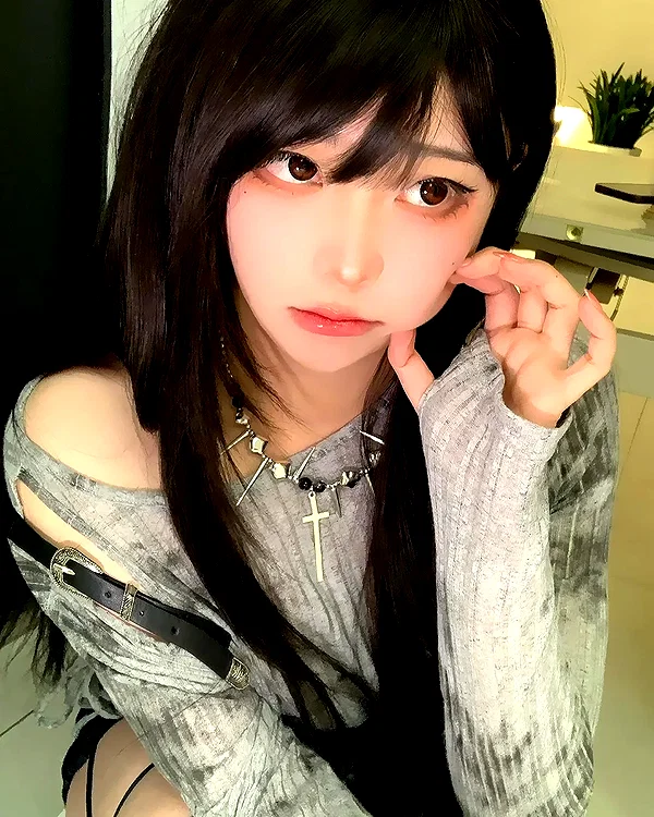 yingyinng_ instagram image archive image