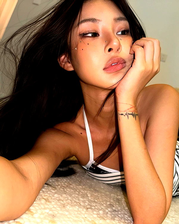 ll.lu1s instagram image archive image