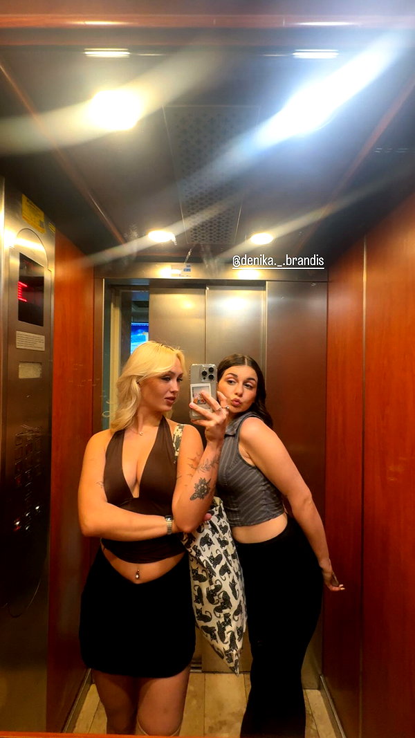 jaroslava_klavir instagram image archive image