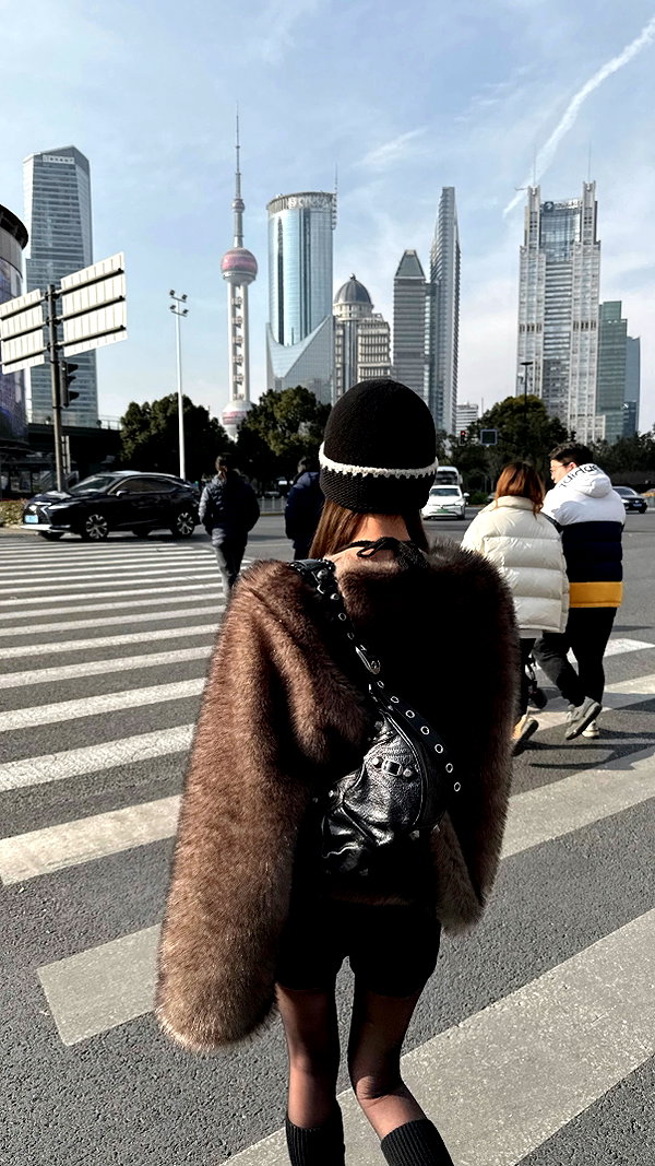 daxbin instagram image archive image