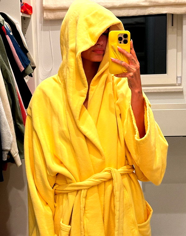 haileybieber instagram image archive image