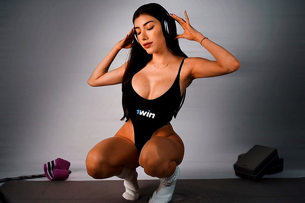 ruth_chavarri instagram image archive image