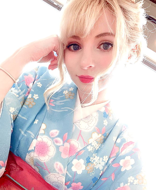 peachmilky_ instagram image archive image