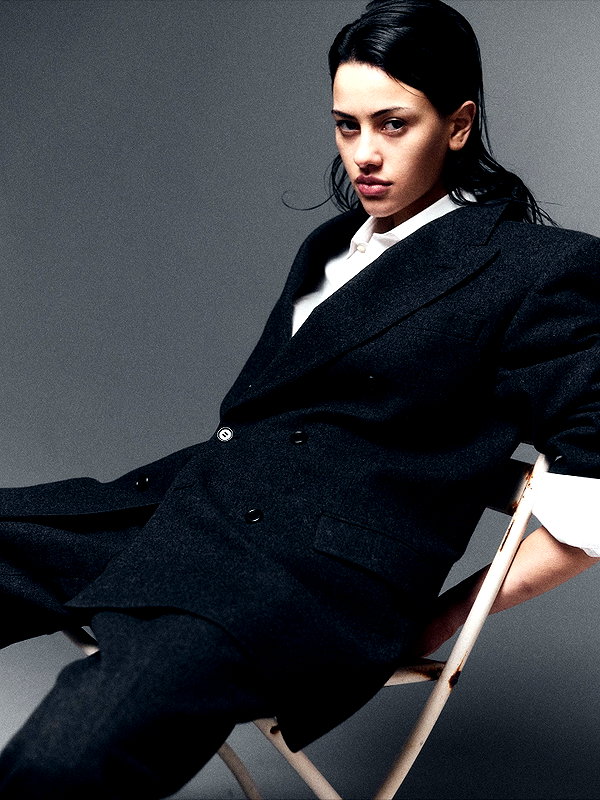 leonanaomii instagram image archive image