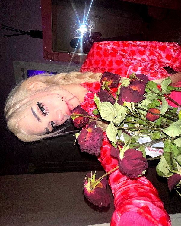 vik4au instagram image archive image
