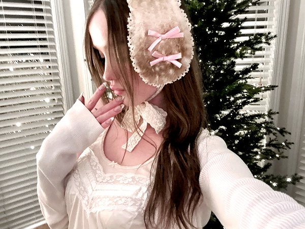 1uvgabi instagram image archive image